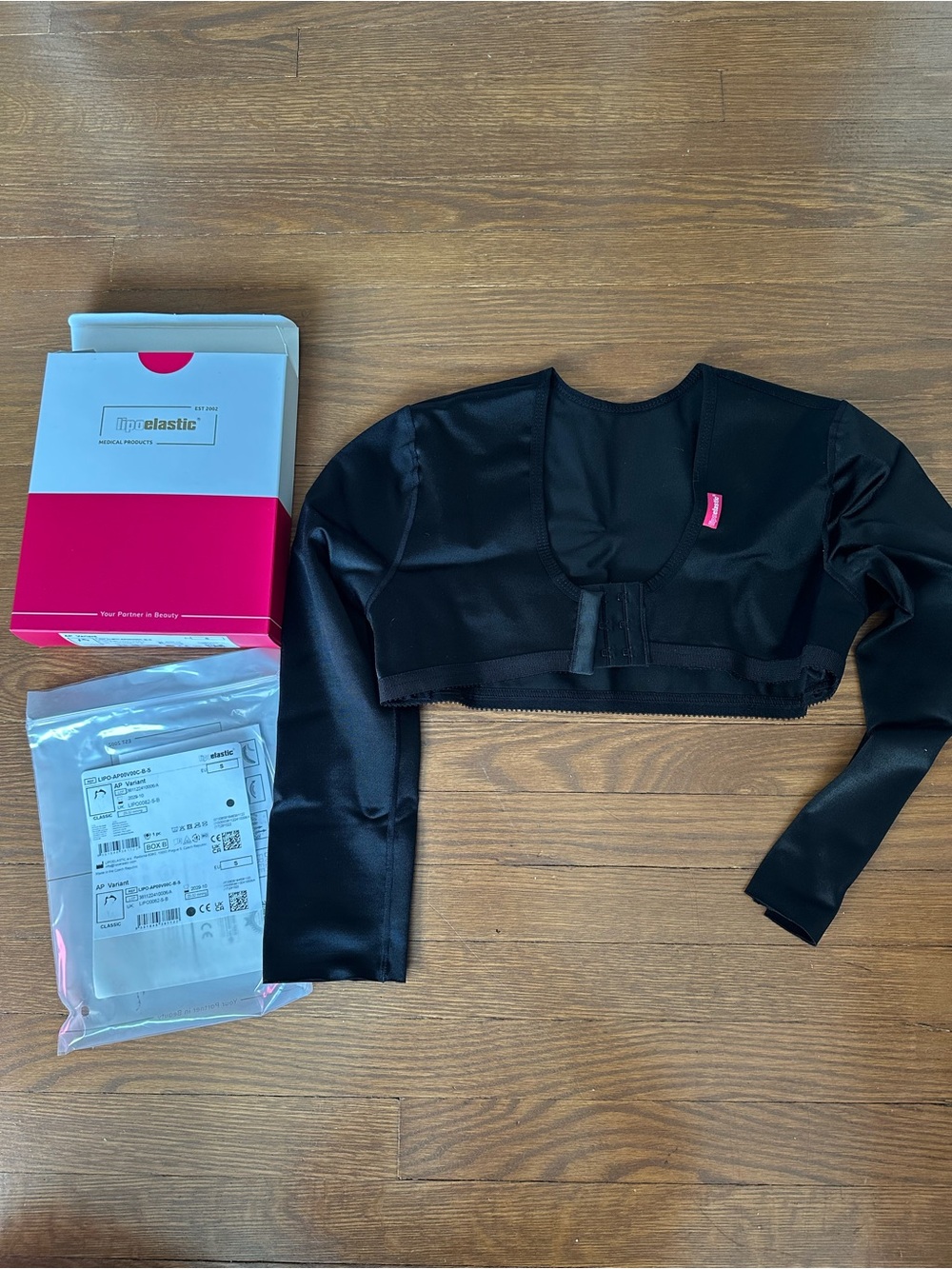 Post-Procedure Shapewear Shrug - Black